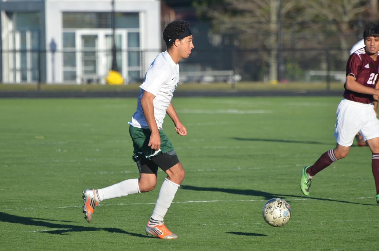 Bayhawks Defeat Roxbury 3-1