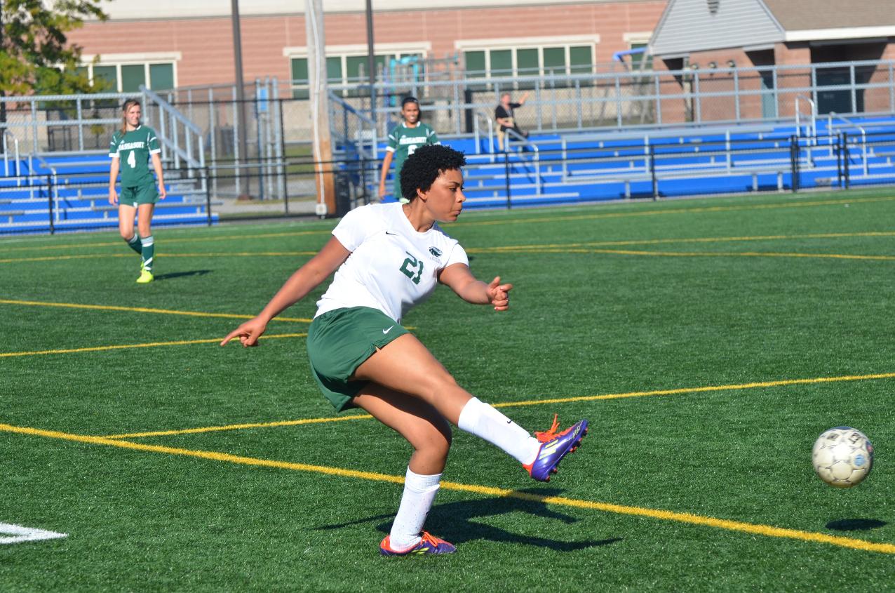 Lady Bayhawks Drop Season Finale